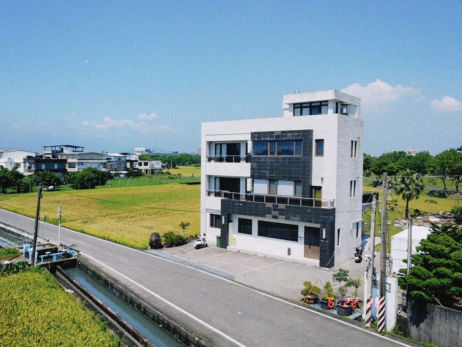 天玶築夢民宿 宜蘭稻田外觀